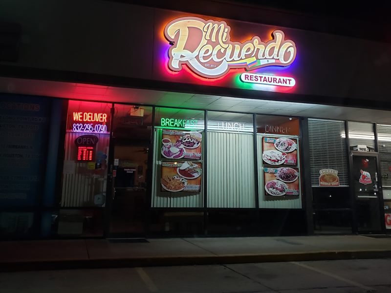 Mi Recuerdo Colombian & Mexican Restaurant exterior