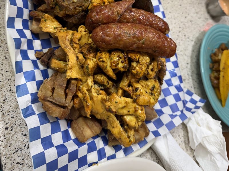 Mi Recuerdo Colombian & Mexican Restaurant food